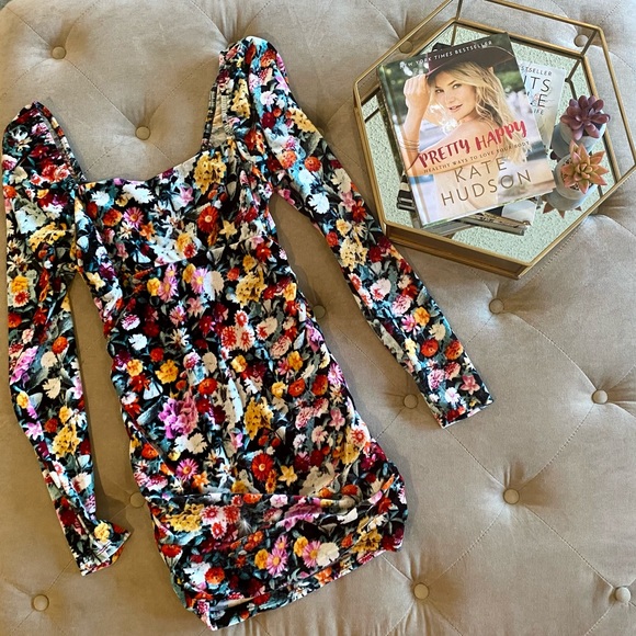 wild fable Dresses & Skirts - Floral long sleeve dress